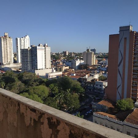 Amplio Depto De 2 Dormitorios, Zona Plaza Uruguaya 亚松森 外观 照片